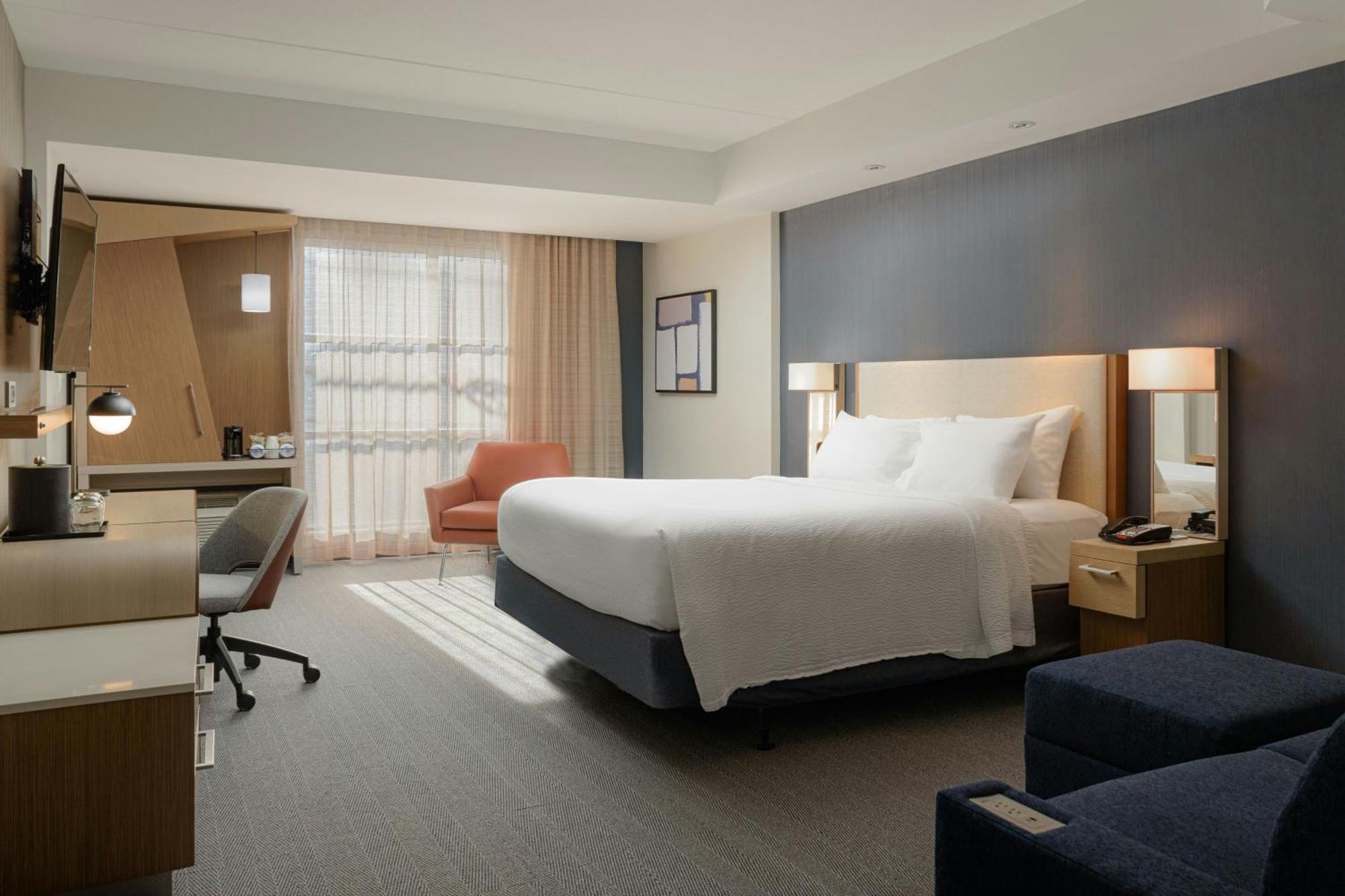 Courtyard By Marriott Gatlinburg Downtown Hotel Exterior photo